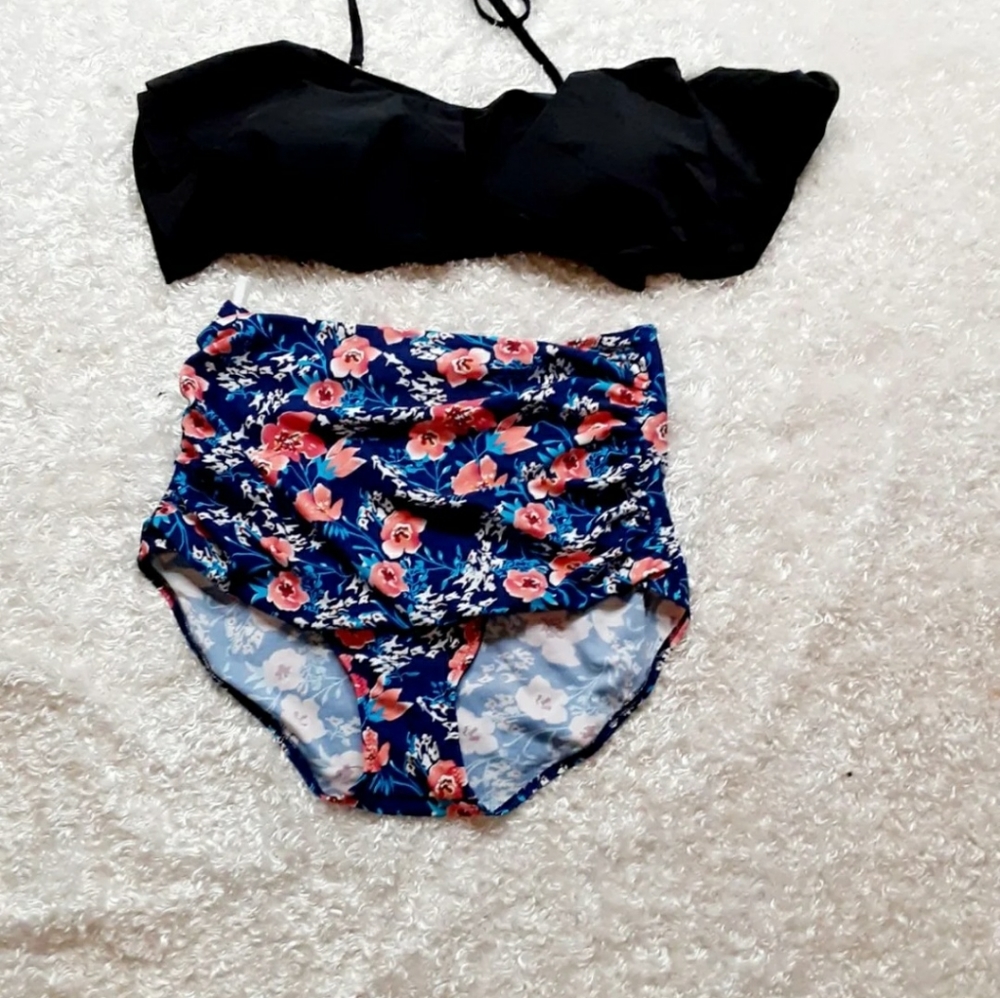 Beautiful boutique 2 piece Bathing suit